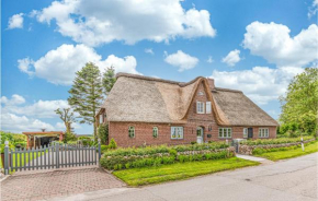 Cozy Home In Dagebüll With Kitchen